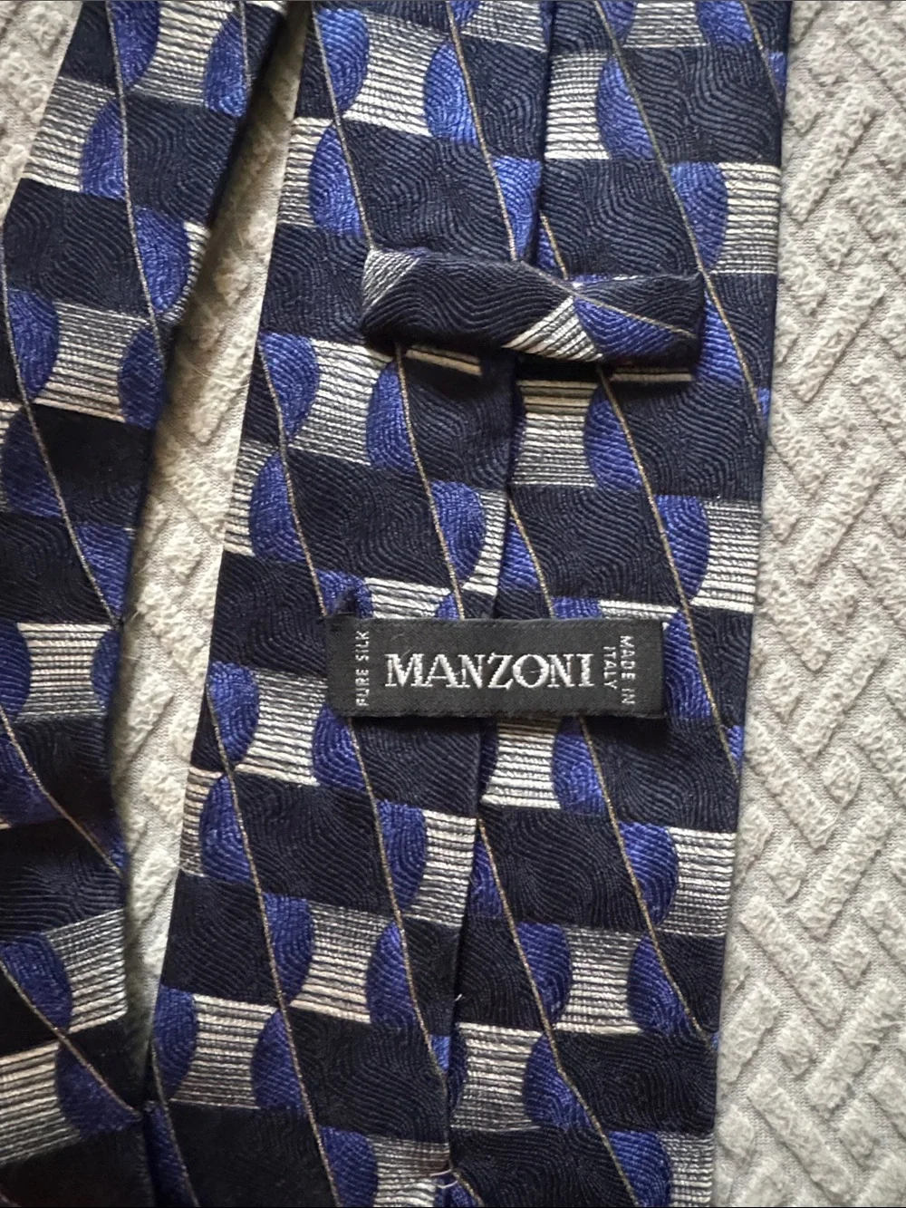 Men's Navy & Silver Geometric Silk Tie
